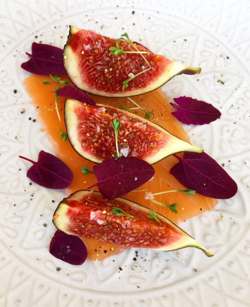 salmone affumicato e fichi